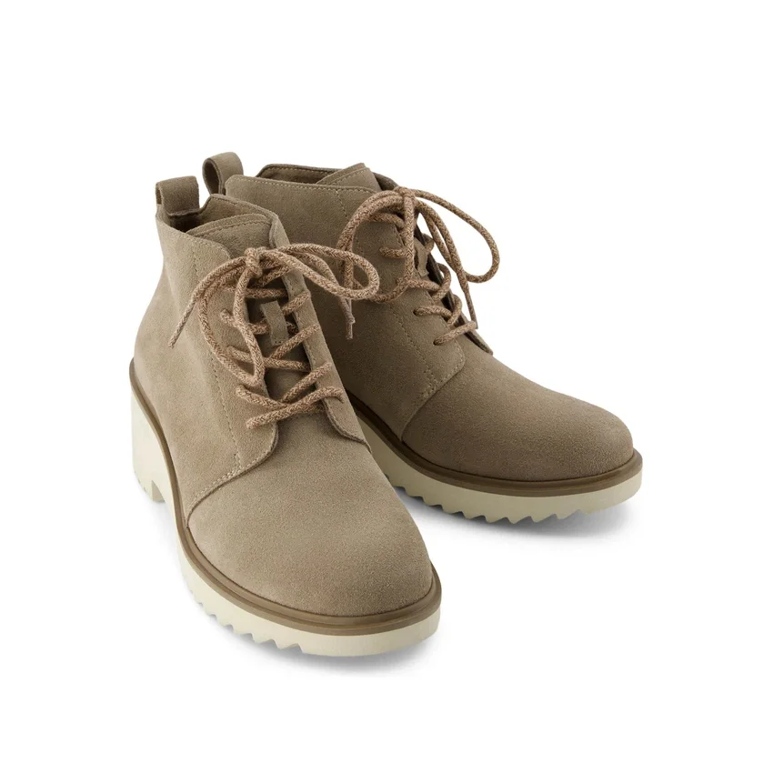 Bota de mujer con cuña y cordones Maude Bota de mujer con cuña y cordones Maude