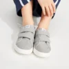 Zapatilla Cruz de doble correa para niños pequeños Zapatilla Cruz de doble correa para niños pequeños