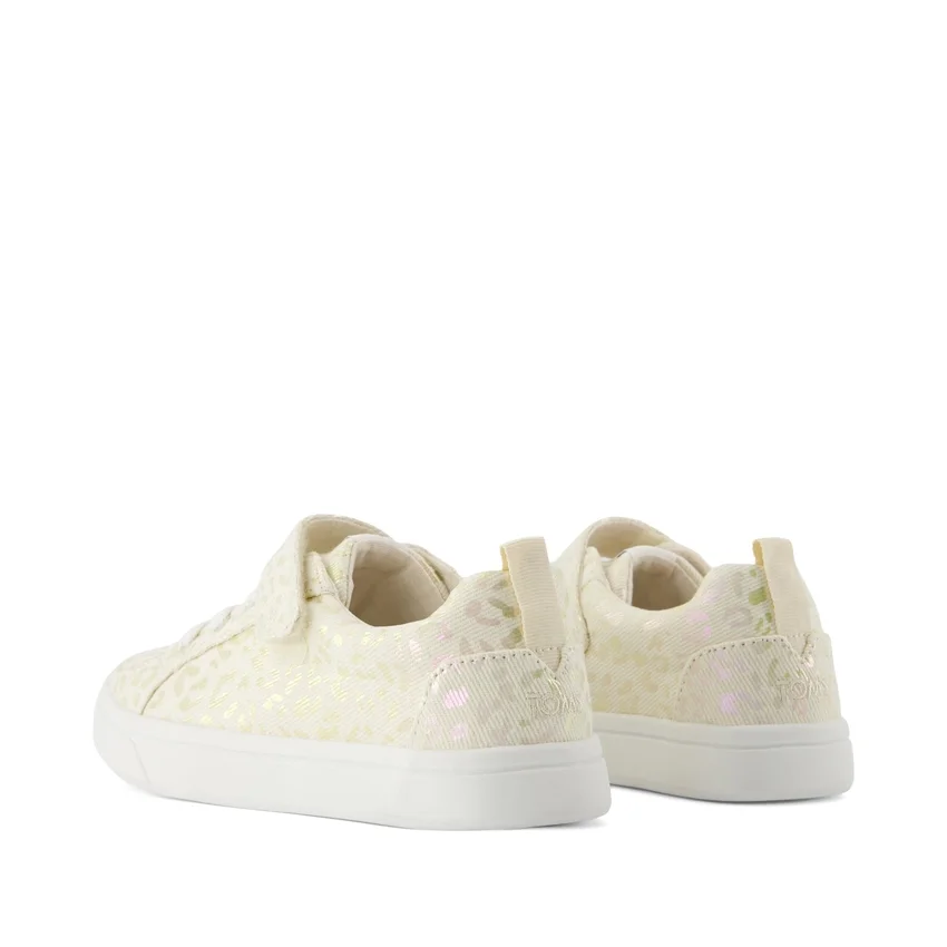 Zapatilla infantil Cruz con cordones Zapatilla infantil Cruz con cordones