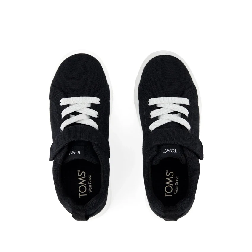 Zapatilla infantil Cruz con cordones Zapatilla infantil Cruz con cordones