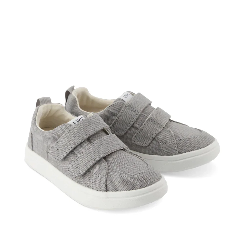 Zapatilla infantil Cruz con doble correa Zapatilla infantil Cruz con doble correa