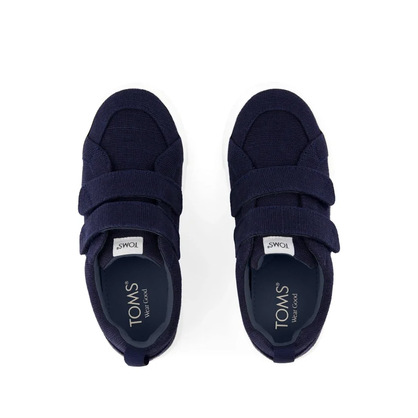 Zapatilla infantil Cruz con doble correa Zapatilla infantil Cruz con doble correa